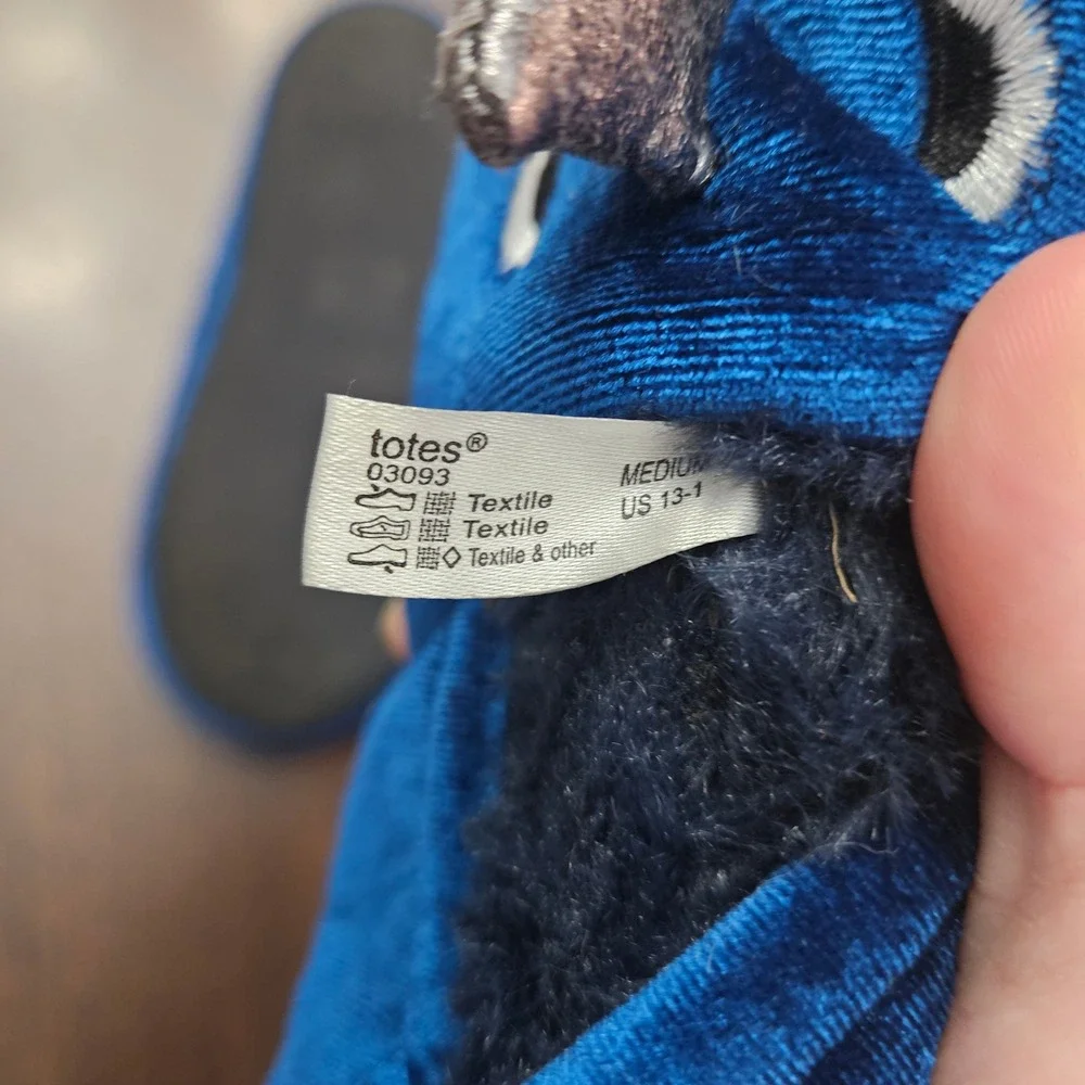 Totes‎ Toasties Shark Slippers Kids Size 13-1 Blue Plush Faux Fur Lined Slip On